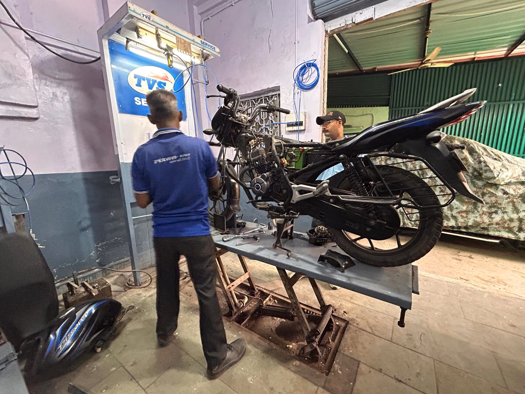 BIKE SERVICE CENTRE - Bike Repair